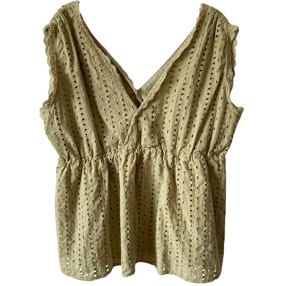 NO BRAND Sage Green Eyelet Sleeveless V Neck Top Size 2X Cotton Elastic Waist